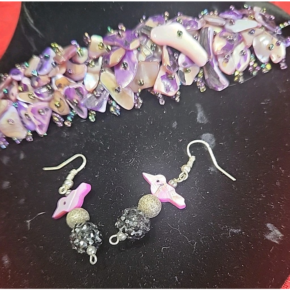 Handmade Beaded Mother Of Pearl Bracelet and Bird Earrings - Picture 6 of 7